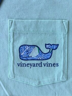 Vineyard Vines Key Lime Whale t-shirt